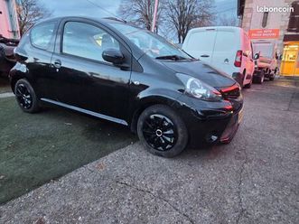 toyota aygo i (kgb/wnb) 3 portes 1.4 d-4d 3cv 54ch garantie 6 mois