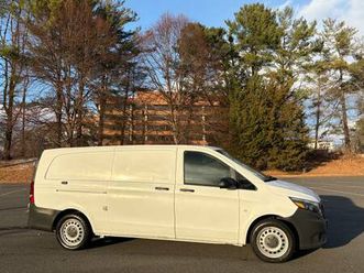 2019 mercedes benz metris cargo van with work shelves