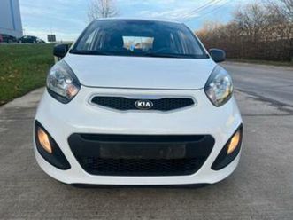 ② kia picanto 1.0 essence — kia — 2ememain