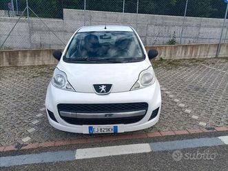 107 peugeot due posti