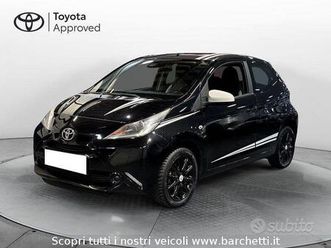 toyota aygo 1.0 vvt-i 69 cv 5 porte x-play tss