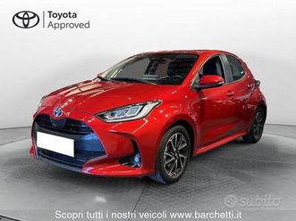 toyota yaris 1.5 hybrid 5 porte trend