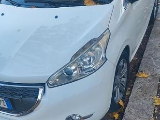 peugeot 208ehdi 92cv allure