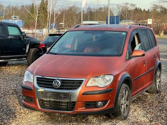volkswagen touran cross 1,9 tdi automatik+tüv+xenon+pdc