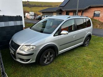 volkswagen cross touran 2.0tdi dsg