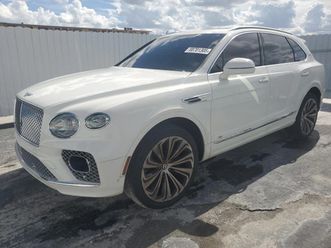 bentley bentayga keyless* подгрев* обдух* пано* 360* дистроник*
