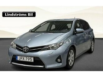 toyota auris 2.0 d-4d dpf 5d edition 50 vhjul