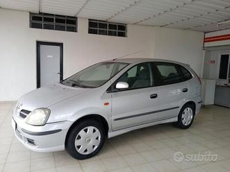 nissan tino 2,2 diesel del 2005