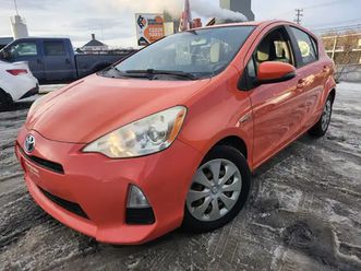 2013 toyota prius c hybrid garantie 1 ans