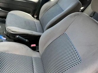 sedan super 1.0 mpfi 4p