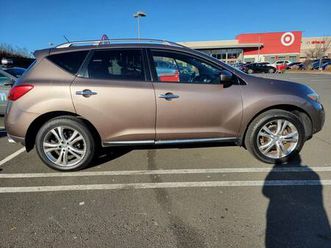nissan murano le (fully loaded)