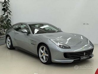 ferrari gtc4lusso t _ - sollevatore
