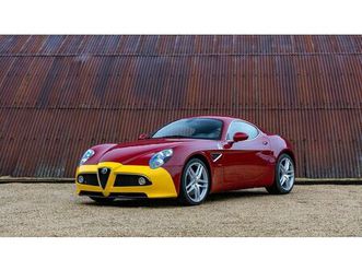 2008 alfa romeo 8c rouge automatique, 6 vitesses conduite...
