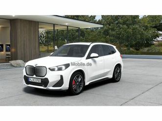 bmw ix1 edrive20 m sportpaket panorama head-up ahk