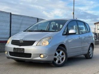 toyota corolla verso / 1.6i / gas / 110 hp / euro 4 / ≫ 2003 • 2 900 лв. • id