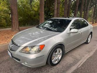 2005 acura rl awd