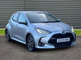 toyota yaris design hatchback's 1.5 vvt-h design e-cvt euro 6 (start/stop) 5dr