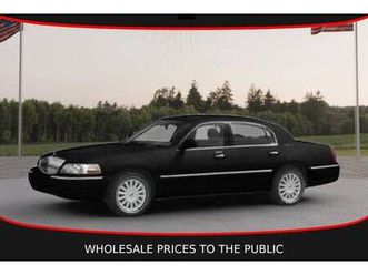 2008 lincoln town car signature limited w/ 174,104 miles