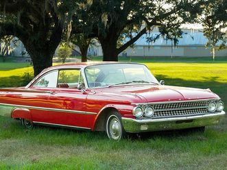 1961 ford starliner