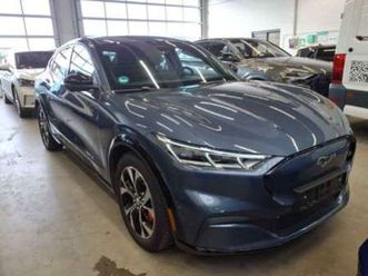 awd led leder ahk r.cam acc co-pilot 360