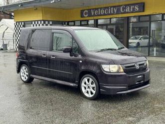 2006 honda mobilio spike