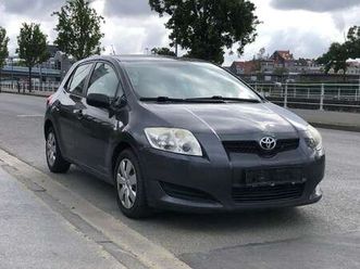 auris 1.6i dual vvt-i linea luna