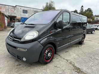 opel-vivaro-kombi-l2h1-2-9t-2-5cdti-8-sitze-klima
