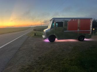 chevrolet panel step van