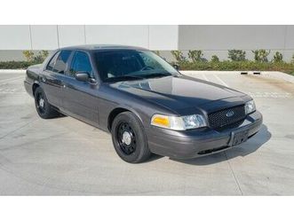 ford crown victoria police interceptor *66t mls*