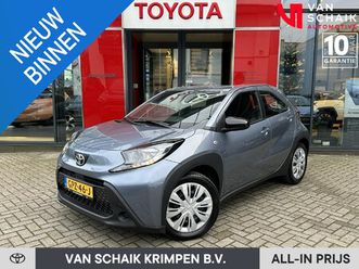 toyota aygo x 1.0 vvt-i mt play