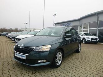 skoda fabia 1.0 tsi lim >kam/pdc hinten/shz/temp<