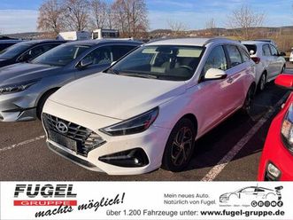 hyundai i30 kombi 1.0 t-gdi led|shz||navi|car-play|klima