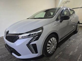 renault clio 1.6 e-tech hybrid 145 v evolution automatik