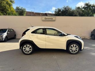 aygo x aygo x 1.0 vvt-i 72 cv 5 porte active