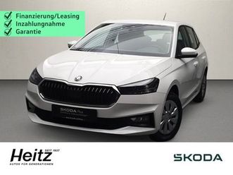 skoda fabia 1.0 essence led tel-vorb klima shz pdc dab