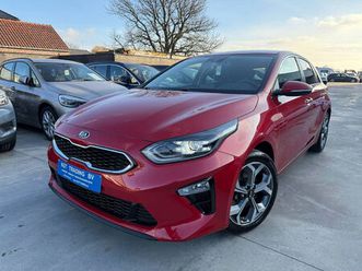 kia ceed cee'd 1.4i 5-deurs navi leder carplay camera full led
