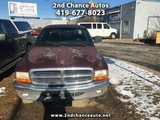 2000 dodge dakota club cab 131 wb 4wd base