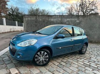 renault clio 3 phase 2 1.2 tce 103cv 5 portes 1ère main 45kms garantie 12 mois