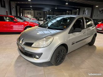 renault clio 3 1.2 l 75 ch community bvm
