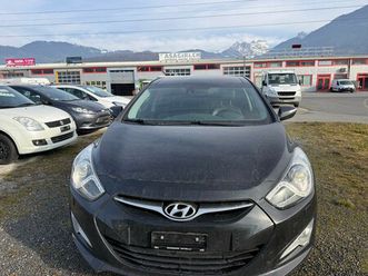 i40 2.0 gdi style automatic