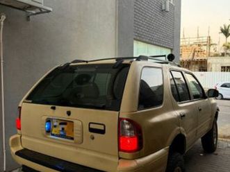 lse אוט׳ 3.2 (205 כ״ס)