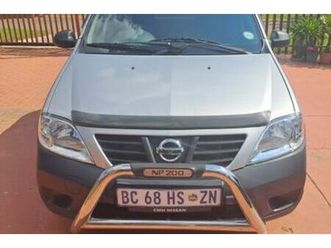 2023 nissan np200 1.6 a/c safety pack