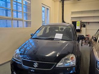 voitures (polo, alfa roméo, swift 4x4, suzuki liana 4x4)