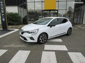 renault clio v societe e-tech full hybrid 145 evolution reversible