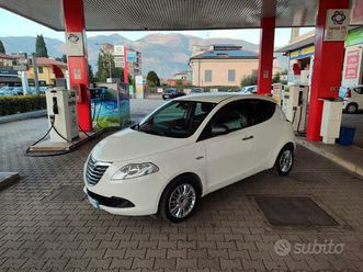 lancia ypsilon 1.2 euro 6 anno 2016 promo