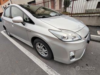 toyota prius tettuccio apribile