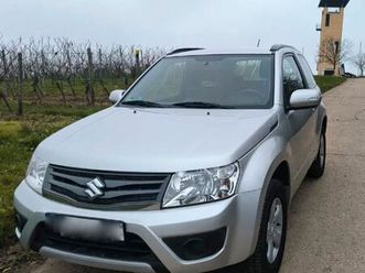 suzuki grand vitara 2,4 confort 166cv bva 4x4 crit'air 1 3p