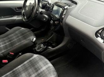 108 peugeot style blanche