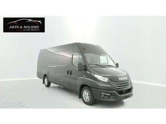 iveco daily fourgon 35s16a8 4100 2.3 156ch 16m³ hi-matic