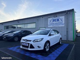 ford focus iii 1.0 scti eco 100cv clim radar ar sièges chauffants 5 portes garantie 12 mois